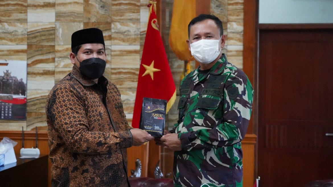 Danrem 061/Sk Percepatan Vaksinasi Gandeng Rumah Qur’an Ponpes Umar bin Khattab