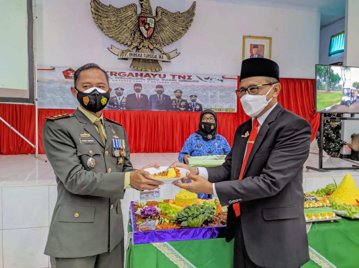 Pemkab Ciamis dan Kodim 0613 /Ciamis Ikuti Peringatan HUT TNI Ke-76 Secara Virtual