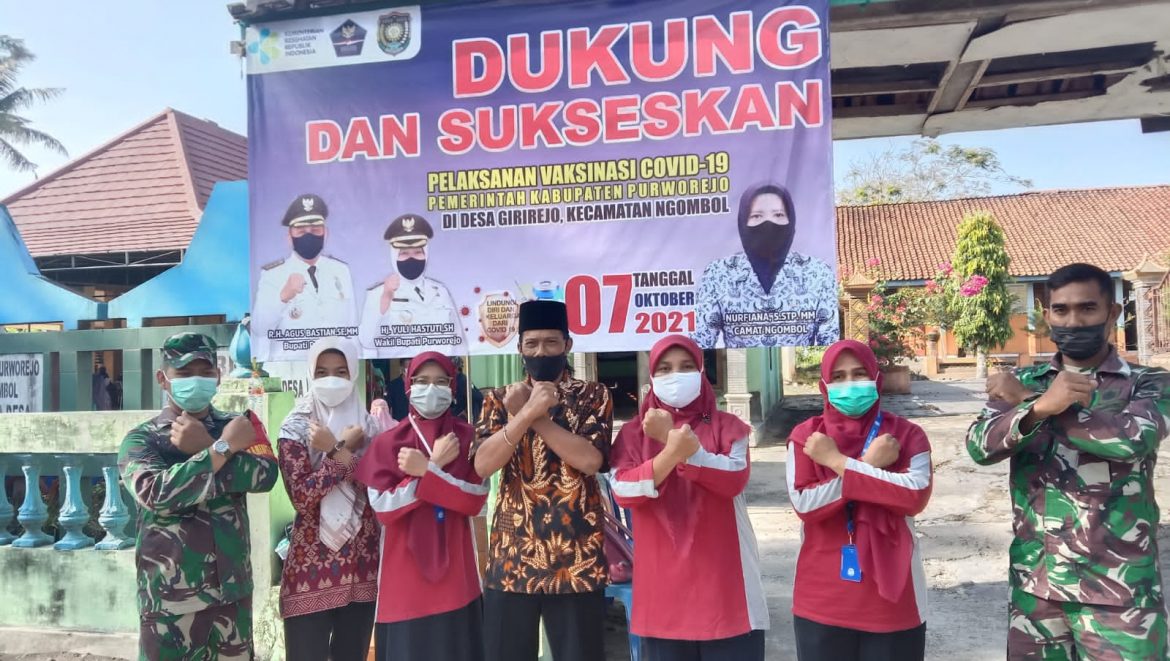 Dukung dan Sukseskan Pelaksanaan Vaksinasi Dalam Rangka Percepatan Akselerasi Vaksinasi Untuk Tercapainya Herd Immunity, di Desa Girirejo