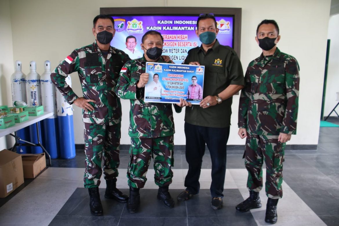 Kodam XII/Tpr Terima Bantuan Tabung Oksigen dari Kadin Kalbar