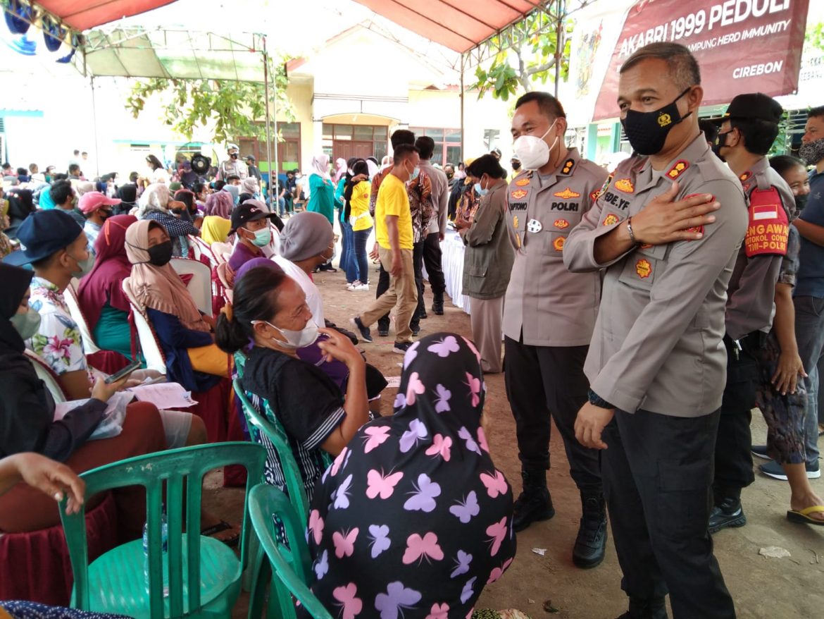 AKABRI 1999 Peduli Gelar Vaksinasi Massal Dan Bagikan Bansos