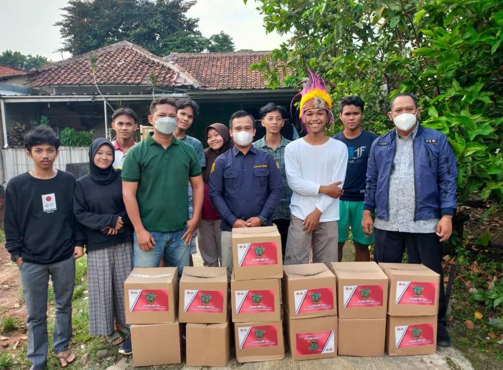 AKABRI 99 Berikan Bantuan Bagi Masyarakat Terdampak Angin Punting Beliung di Cibinong