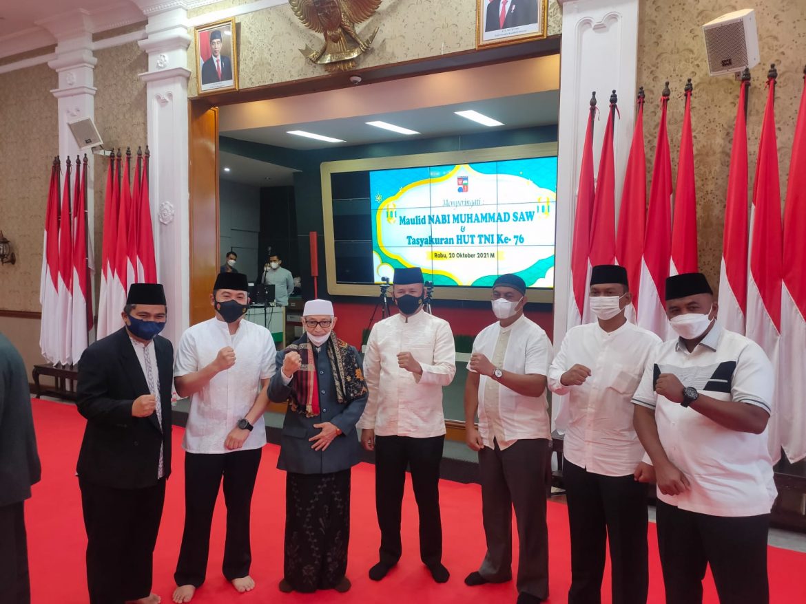 Danrem 061/Sk Bersama Habib Luthfi Hadiri Peringatan Maulid Nabi Muhammad SAW Yang Diselenggarakan Forkopimda Kota Bogor