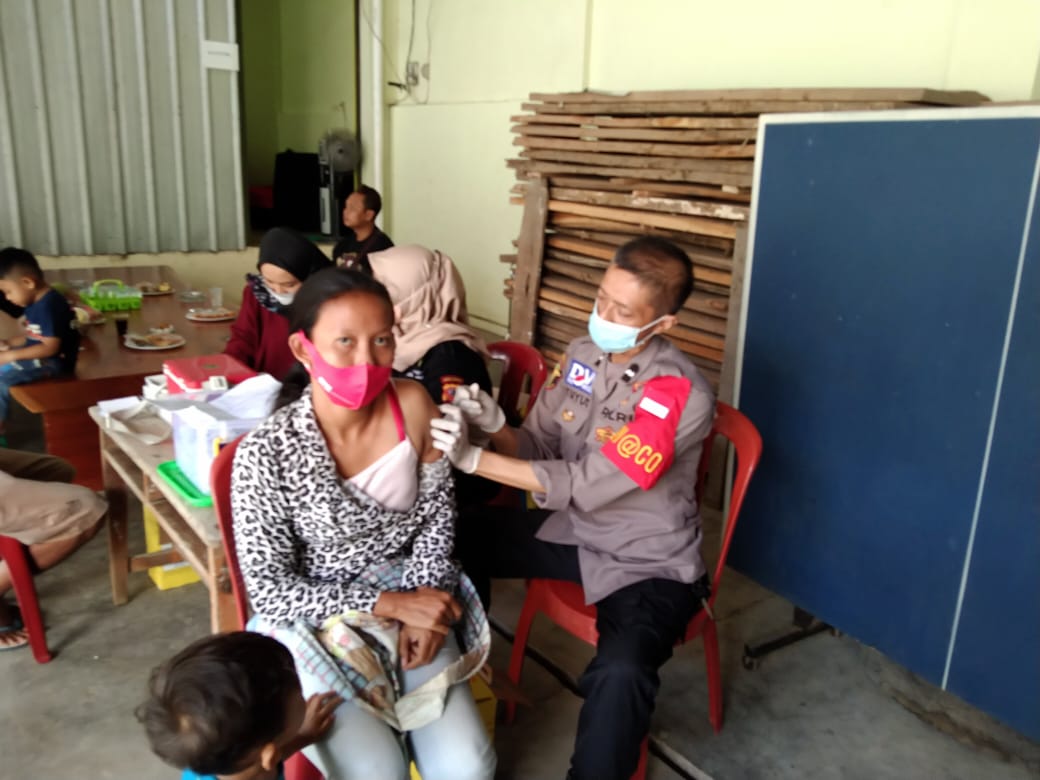 Sebanyak 500 Peserta Vaksin Polsek Banjarsari Lakukan Pengamanan Akselerasi Vaksinasi untuk Percepatan Herd Immunity