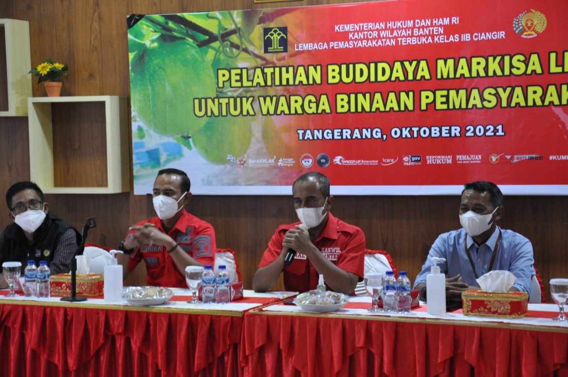 Rutan Kelas I Tangerang Menyelenggarakan Pelatihan Budidaya Markisa Liar Untuk Warga Binaan Pemasyarakatan