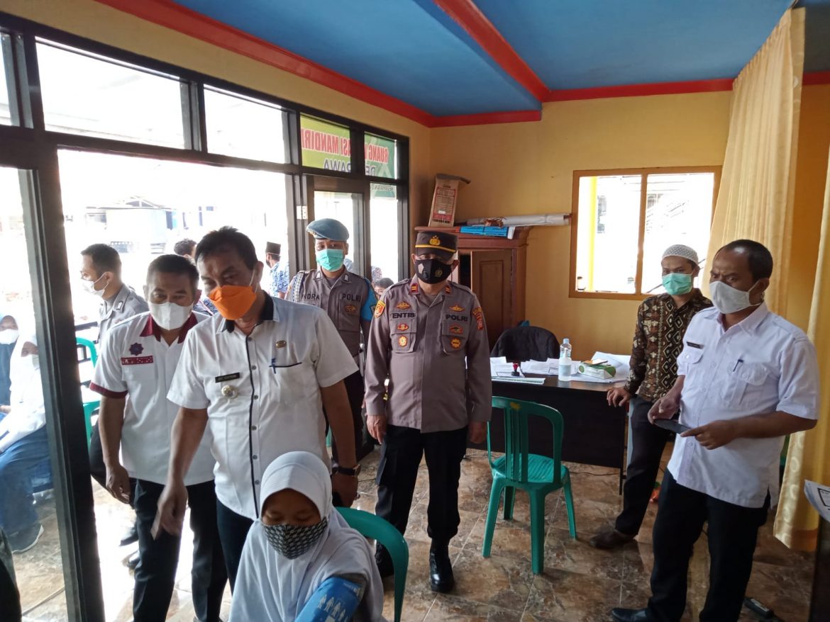 Capai Target Vaksinasi, Polisi Monitoring Vaksinasi Covid-19
