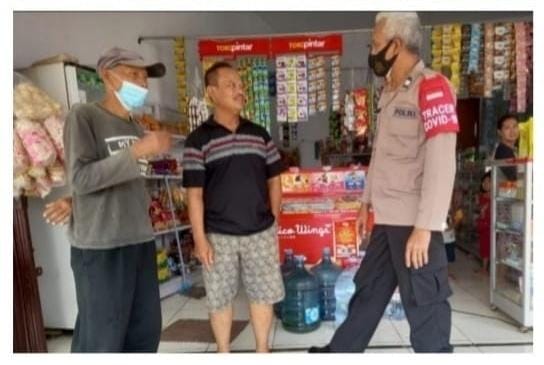 Polsek Cikoneng Polres Ciamis Himbau kepada Masyarakat Menyadarkan Kembali Bahwa Indonesia Masih Berstatus Pandemi Covid-19