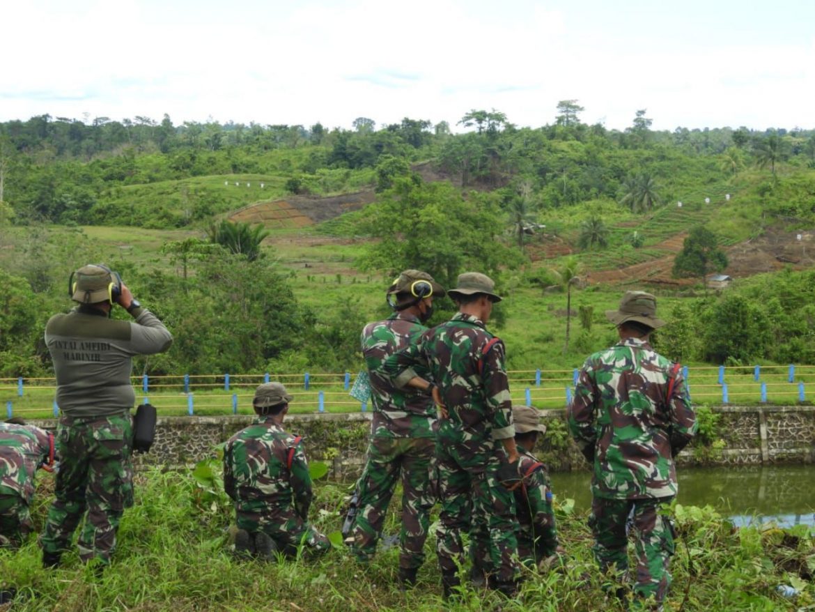 Pertajam Kemampuan, Yontaifib Pasmar 3 Laksanakan Latihan Menembak Sniper.