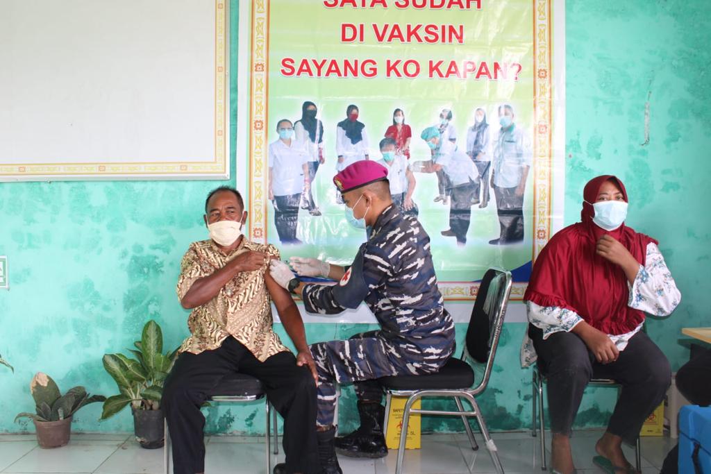 Efektivitas Serbuan Vaksinasi Maritim Dalam Memutus Mata Rantai Covid -19 Di Kabupaten Sorong.