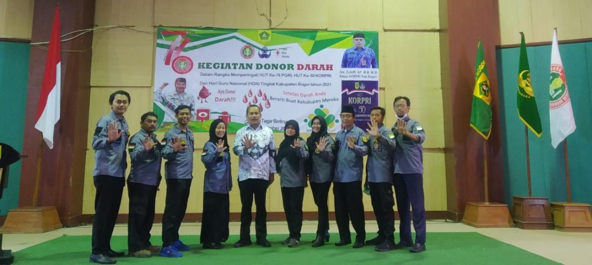 PGRI Kabupaten Bogor Bersama KORPRI Kabupaten Bogor dan PMI Gelar Donor Darah