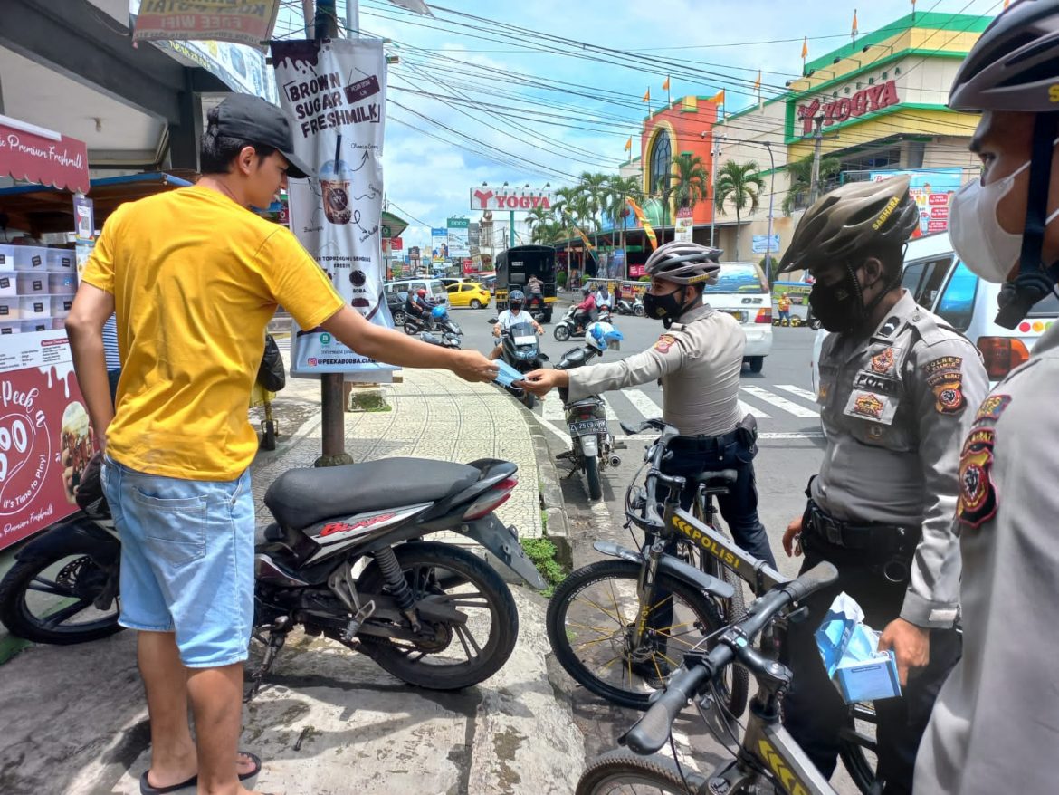 Sat Samapta Polres CIamis Gelar Patroli Pengawasan Penerapan PPKM Level 2 di Kawasan Islamic Center dan Pertokoan