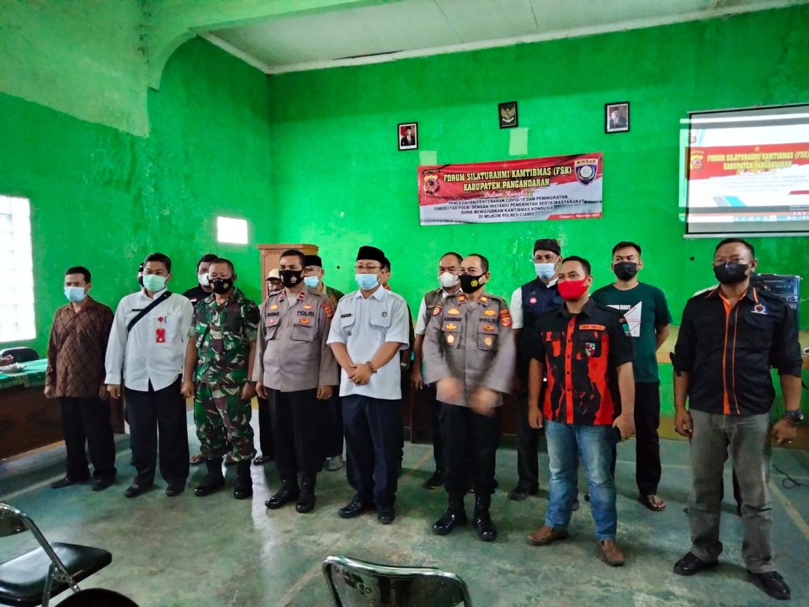 Tim FSK Polres Ciamis Laksanakan Silaturahmi Kamtibmas untuk Meningkatkan Sinergitas Polri dengan Instansi Pemerintah di Desa Cigugur Pangandaran