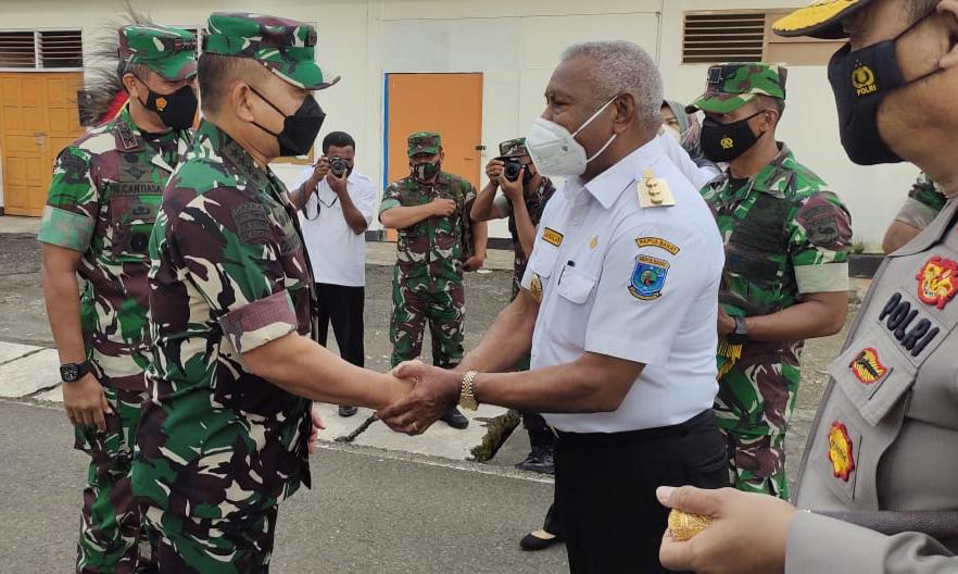 Kunjungan Perdana ke Papua Barat, Kasad Tiba di Manokwari