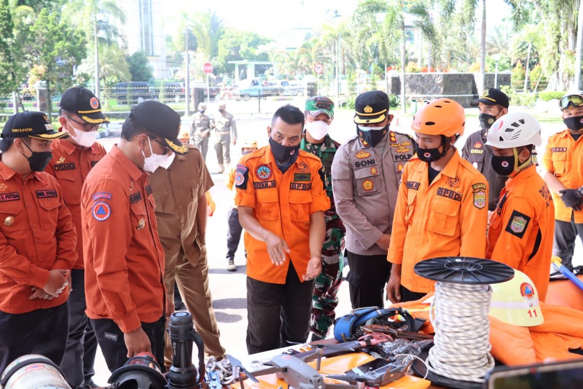 Kapolres Ciamis Bersama Dandim 0613/Ciamis Hadiri Apel Kesiapsiagaan Bencana yang di Pimpin Langsung Bupati Ciamis