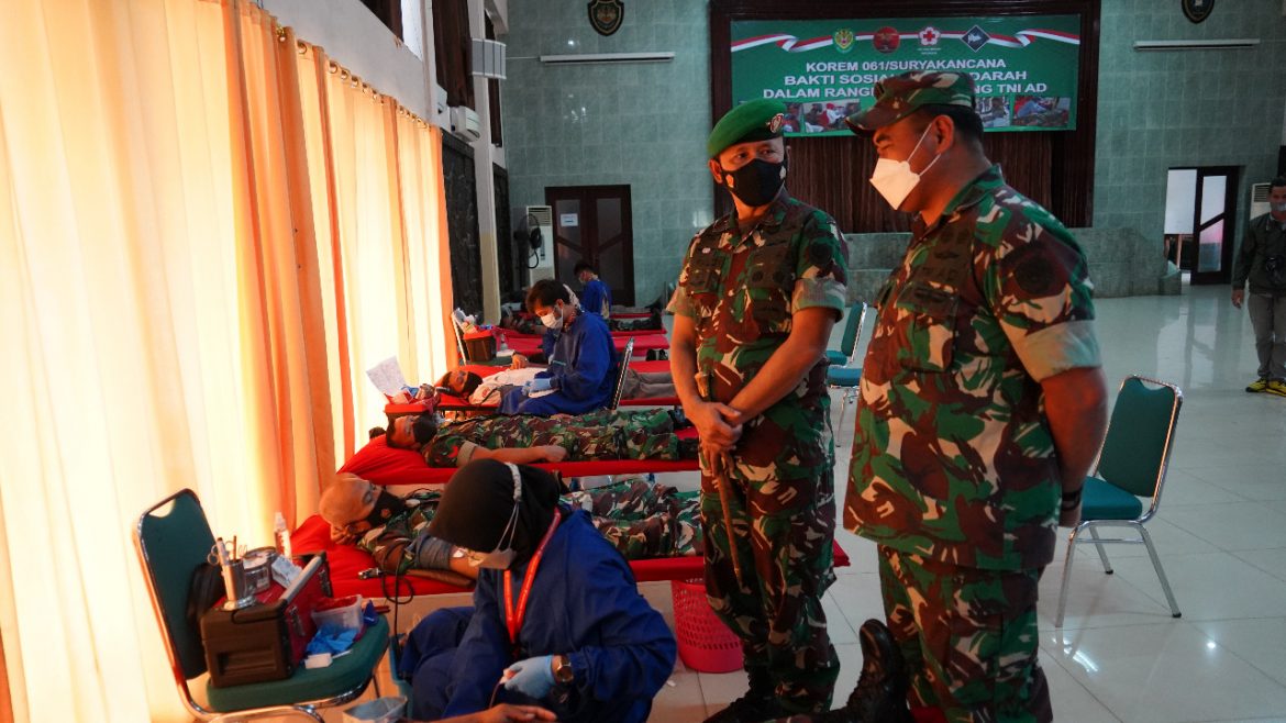 Korem 061/Sk Jaring 672 Kantong Darah Dalam Rangka Baksos Memperingati Hari Juang TNI AD