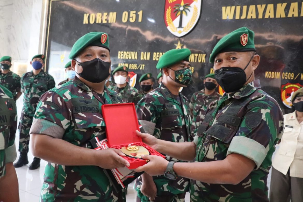 Kasrem 051/Wkt Kolonel Inf Teguh Wardoyo, S.I.P., M.M., Memimpin Tradisi Korps Perwira Pindah Satuan