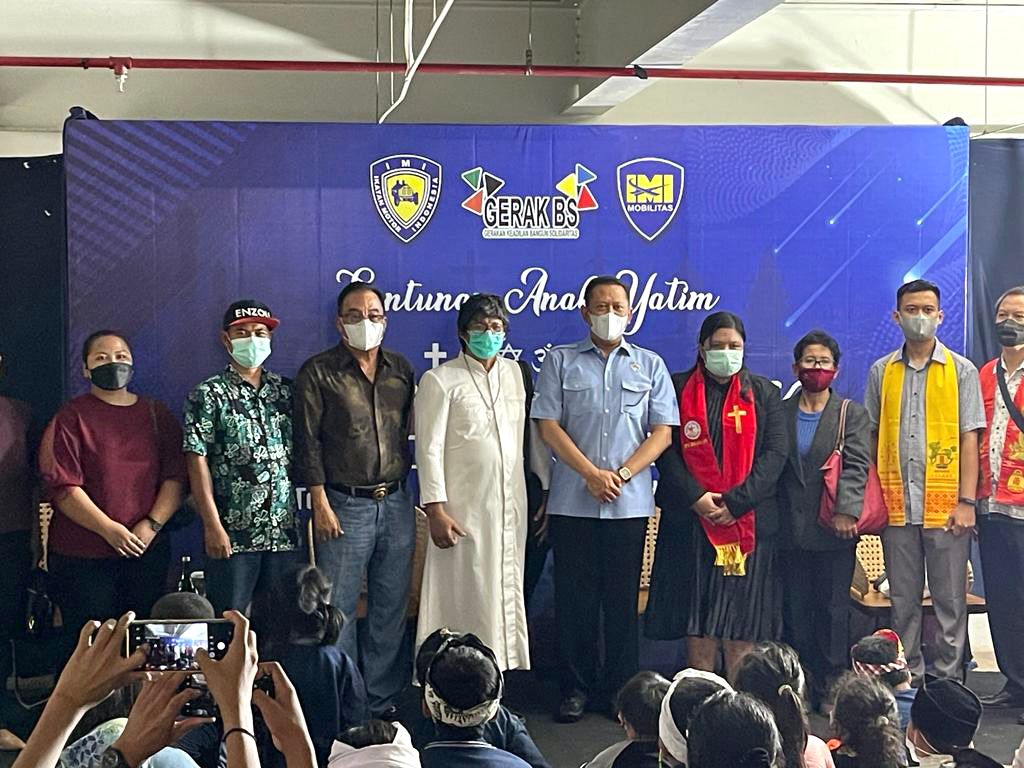 Bamsoet Bersama GERAK BS dan IMI Berikan Santunan Anak Yatim Lintas Agama