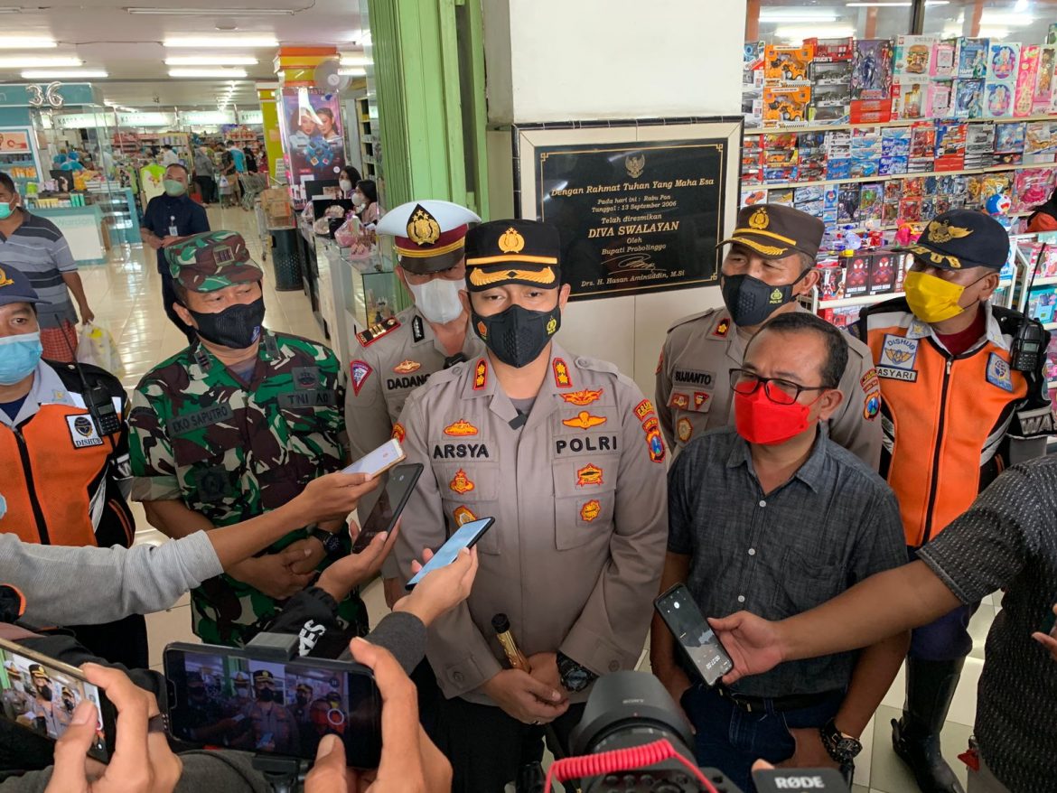 Jelang Nataru Kapolres Probolinggo Tinjau Kesiapan Penerapan Prokes di Pusat Perbelanjaan dan Tempat Wisata