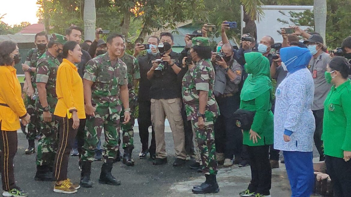 PANGLIMA TNI Jenderal Andika Perkasa Melaksanakan Kunjungan Kerja Di Kota Sorong Papua Barat.