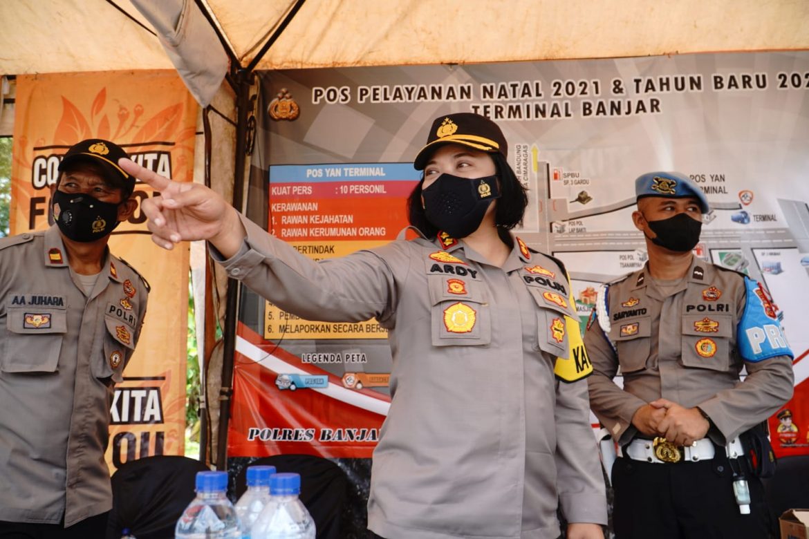 Kapolres Banjar Cek Pos Pelayanan Terminal dalam Rangka Pengamanan Nataru