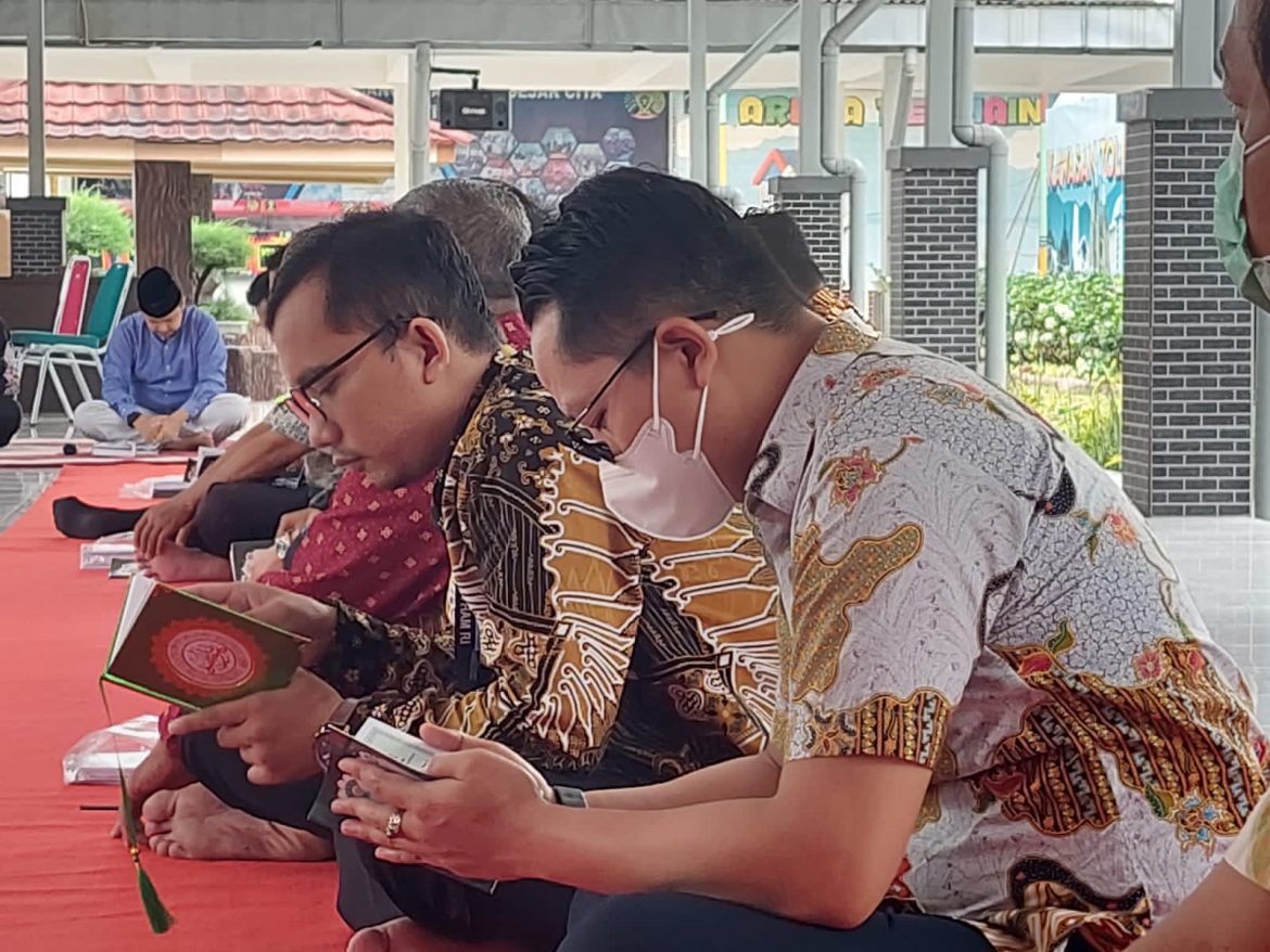 Kepala Lapas Kelas 1 Tangerang Berikan “JIMAT” Bersama Petugas Lapas Kelas 1 Tangerang