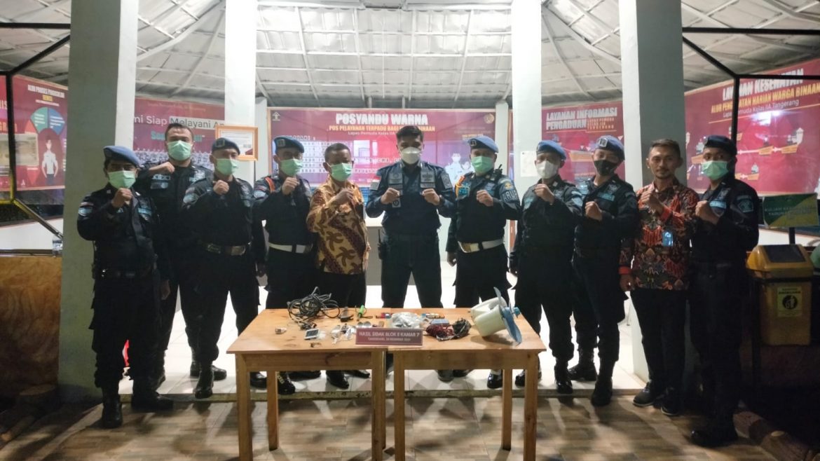 Jelang Nataru, Lapas Pemuda Kelas IIA Tangerang Gelar Sidak Malam Hari