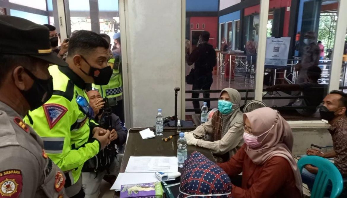 Hindari Dari Penyebaran Covid-19, Pengunjung Kawasan Wisata Di Majalengka Wajib Vaksin