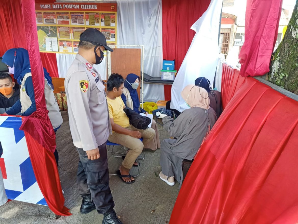 Operasi Lilin Lodaya 2021, Polsek Cijeruk Jaring Warga Yang Belum Jalani Vaksinasi