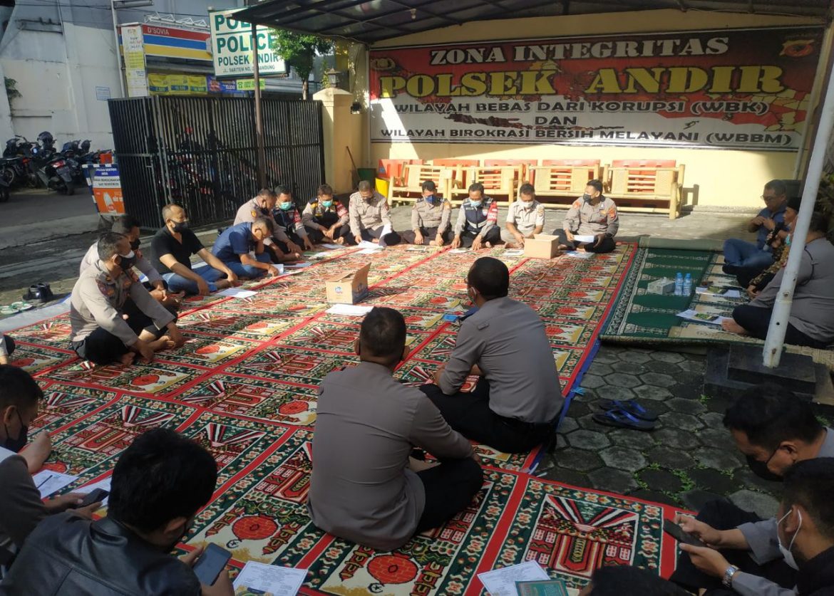 Polsek Andir Polrestabes Bandung Gelar Pengajian dan Penggalangan Dana