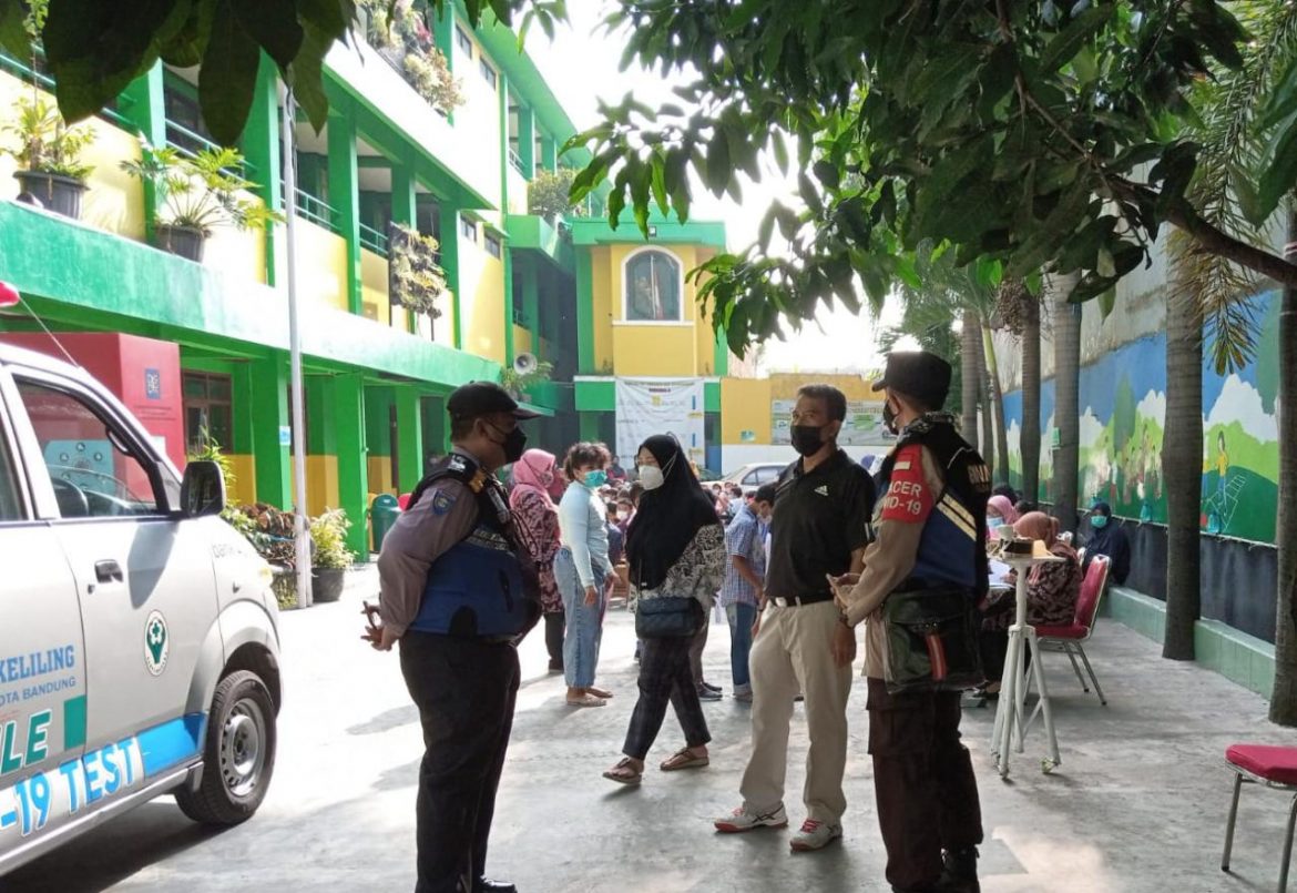 Cegah Penyebaran Omicorn, Polisi Gencar Sosialisasi Prokes Pasca Libur Nataru