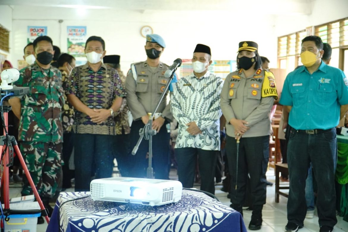 Kapolres Banjar Bersama Instansi Terkait Ikuti Zoom Meeting Pimpinan Kapolri tentang Vaksinasi Merdeka Anak