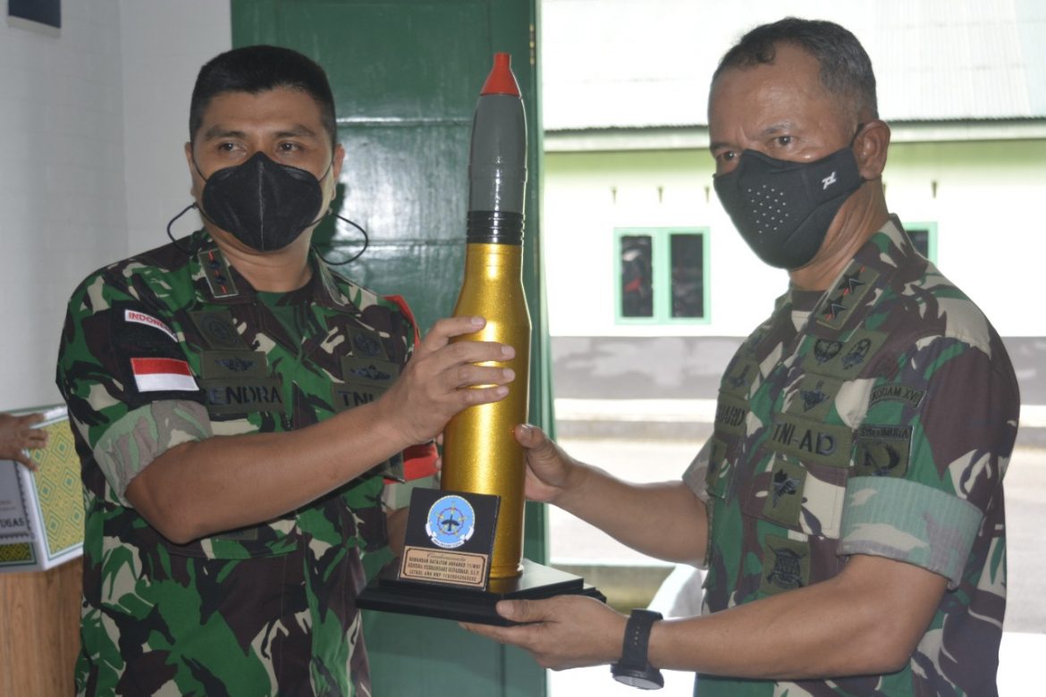Satgas Kodim Maluku Batalyon Arhanud 11/WBY, Menerima Kunjungan Kerja Dankogarfung Maluku dan Malut
