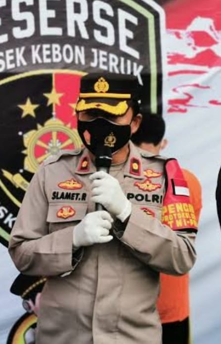 Polsek Kebon Jeruk Polres Metro Jakarta Barat Mengamankan Pelaku Pencurian Sepeda Motor
