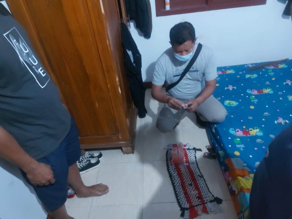 Satresnarkoba Polres Kendal Berhasil Menangkap Tersangka RH (24) Pengedar Obat Terlarang Di Wilayah Kendal