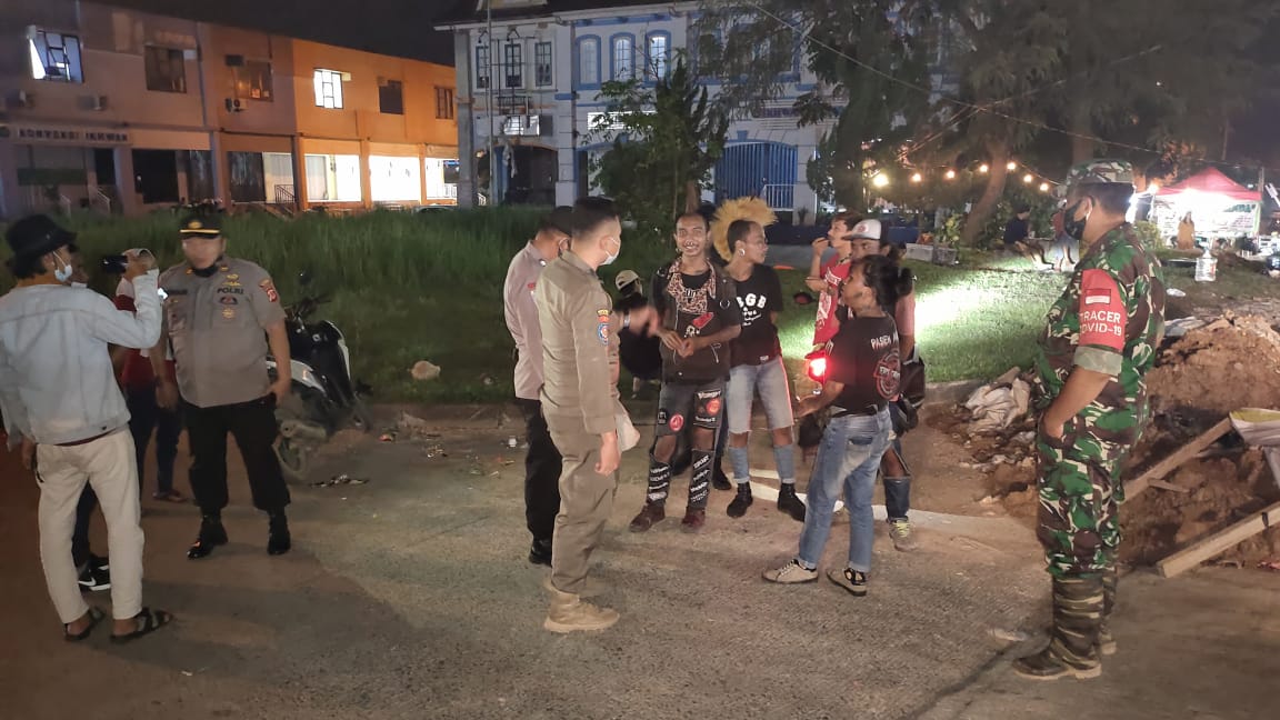 Patroli Gabungan Skala Besar di Lakukan Polsek Babakan Madang Bersama TNI dan Satpol PP