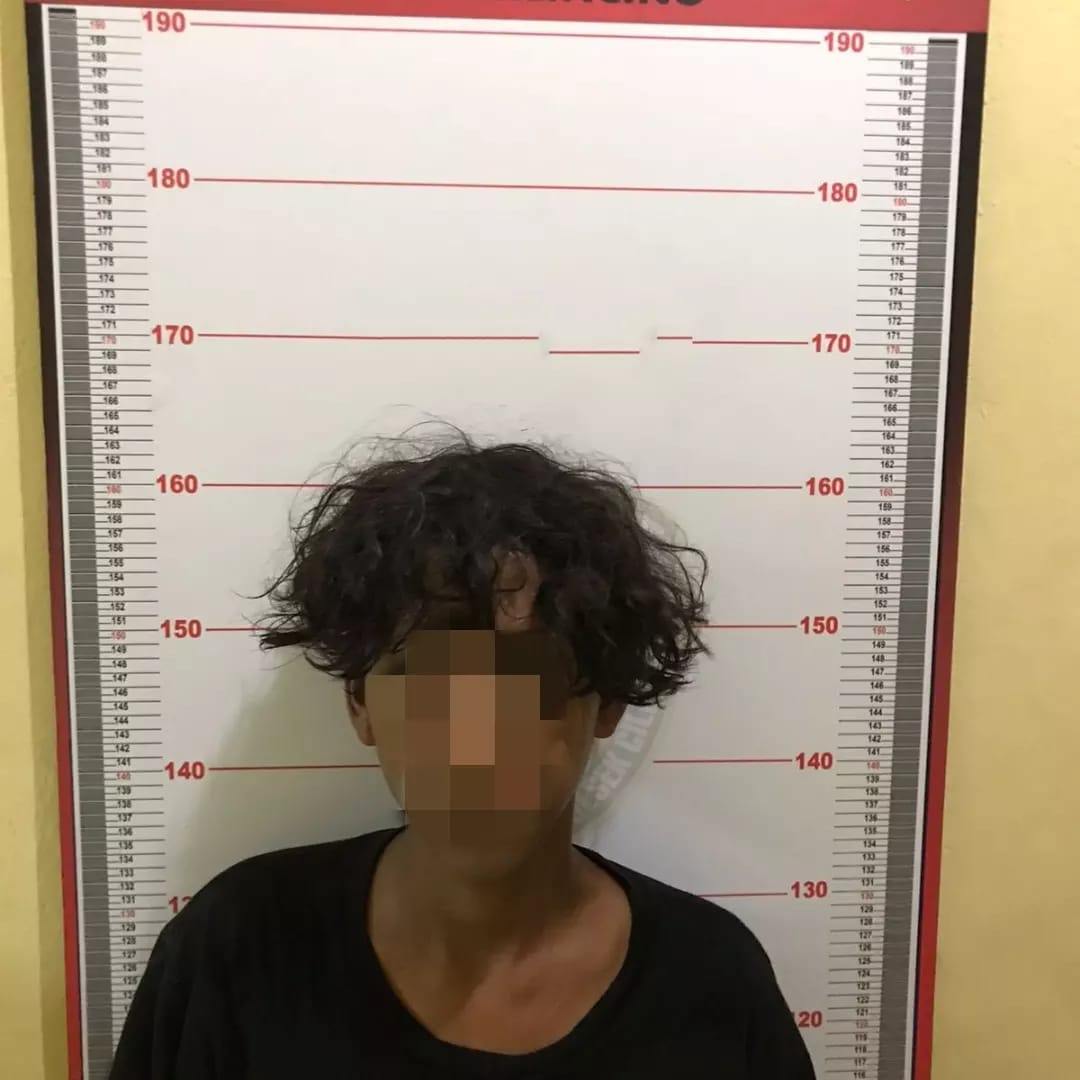 RESMOB POLSEK CILINCING KEMBALI GAGALKAN AKSI TAWURAN DENGAN MENGAMANKAN 3 ORANG REMAJA PELAKU AKSI TAWURAN