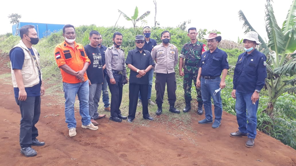 Kapolsek Panumbangan Polres Ciamis Hadiri Kegiatan Panen Raya Jagung di Lahan Pertanian Buanamekar