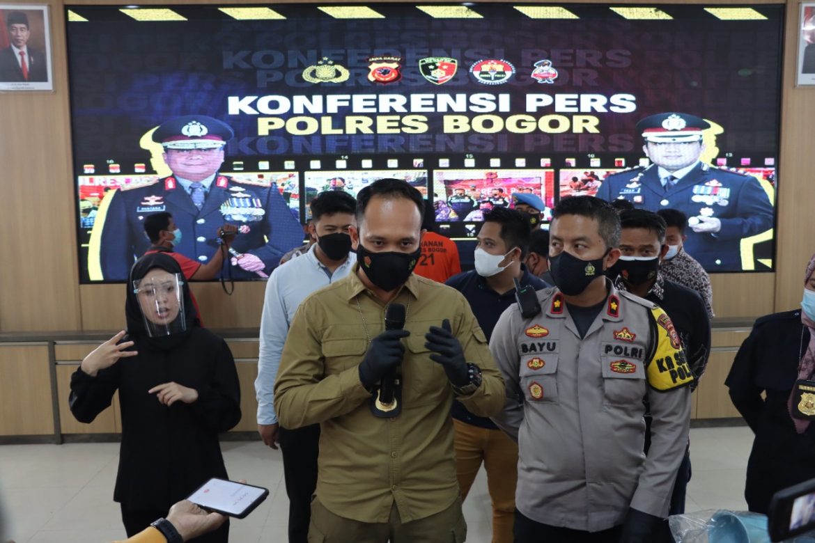 Dalam Kurun Waktu Kurang Dari 1 X 24 Jam Polres Bogor Berhasil Ungkap Pelaku Pembunuhan di karadenan