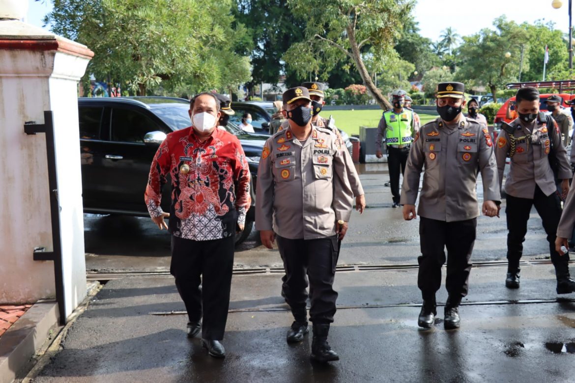 Kunker Kapolda Jabar ke Pangandaran Cek Kesiapan Kantor Polres dan Pantau Gebyar Vaksinasi