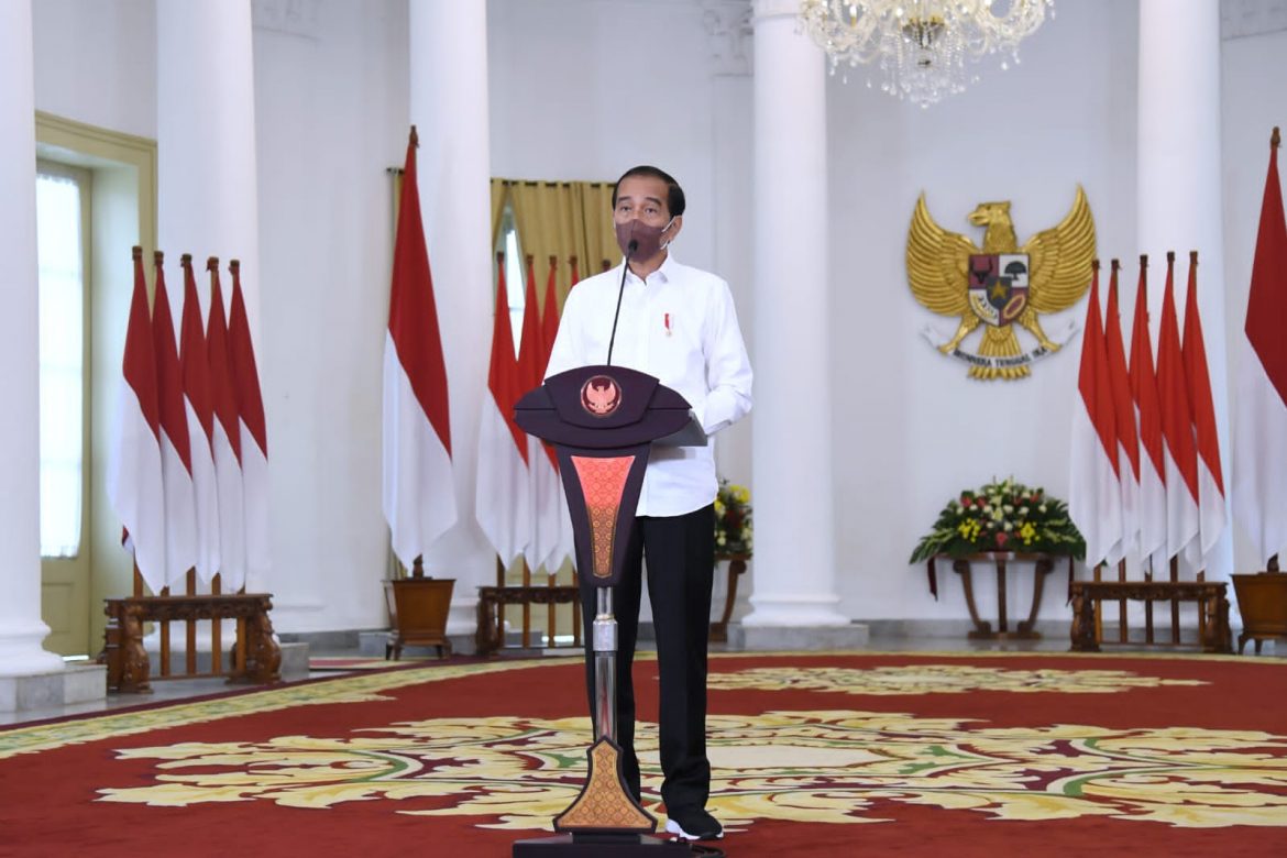 Presiden Jokowi Dorong Percepatan Program Vaksinasi di Daerah