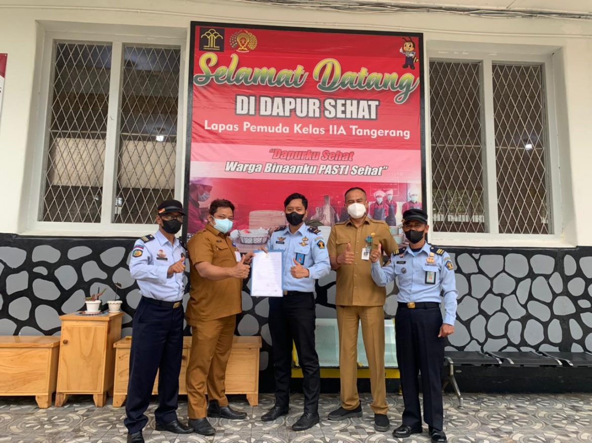 Dapur Sehat Lapas Pemuda Kelas IIA Tangerang Terima Sertifikat Laik Hygiene Sanitasi Jasaboga