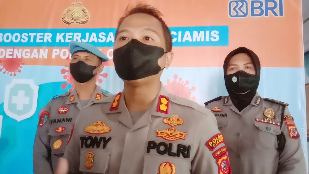 Melalui Zoom Meeting Kapolres Ciamis Mengikuti Arahan Kapolri dan Kopolda Jabar