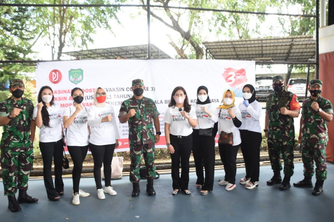 Pangdam Jaya Tinjau Vaksinasi di Sekolah Pelita Harapan Lippo Cikarang Bekasi