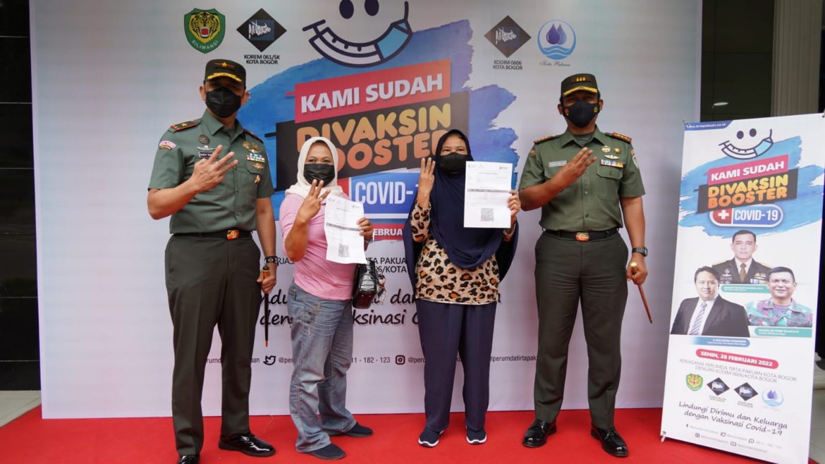 Danrem 061/Sk, Brigjen TNI Rudy Saladin Pantau Langsung Pelaksanaan Vaksinasi Cinta Tanah Air.