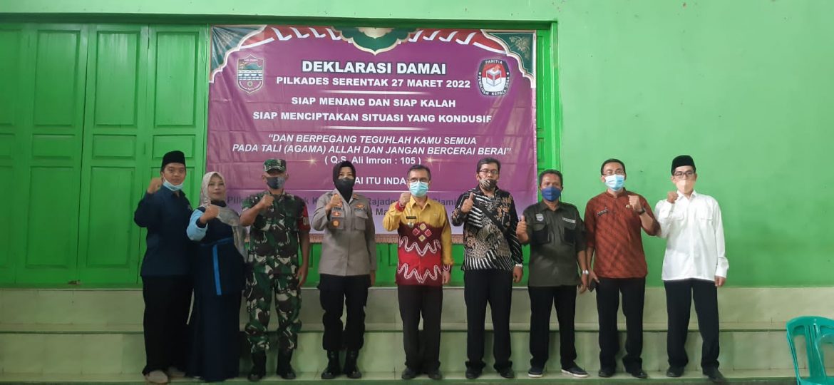 Inginkan Wilayah Rajadesa Aman dan Kondusif Jelang Pilkades 2022,Camat Rajadesa Pimpin Deklarasi Damai