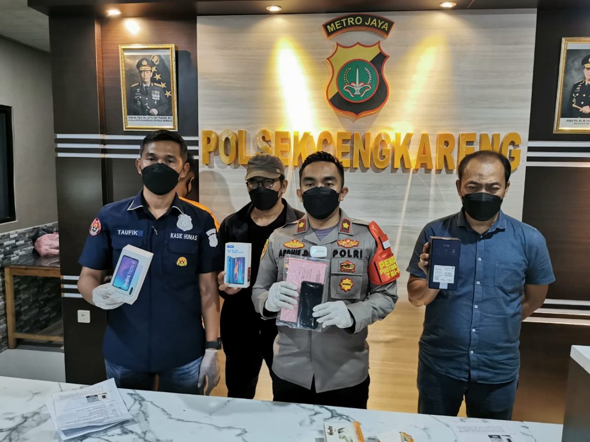 Polsek Cengkareng Jakarta Barat Berhasil Mengamankan Pelaku Pencurian Barang Di kamar kontrakan