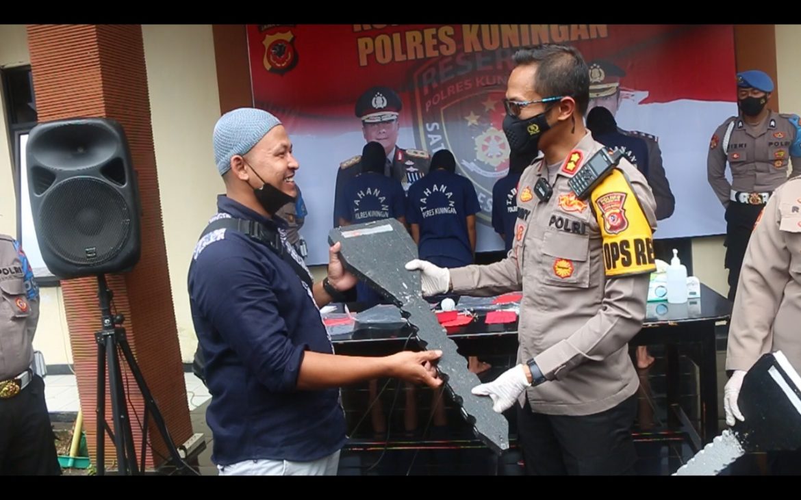 Polisi Kembalikan Motor Hasil Ungkap Kasus Curanmor Kepada Pemiliknya