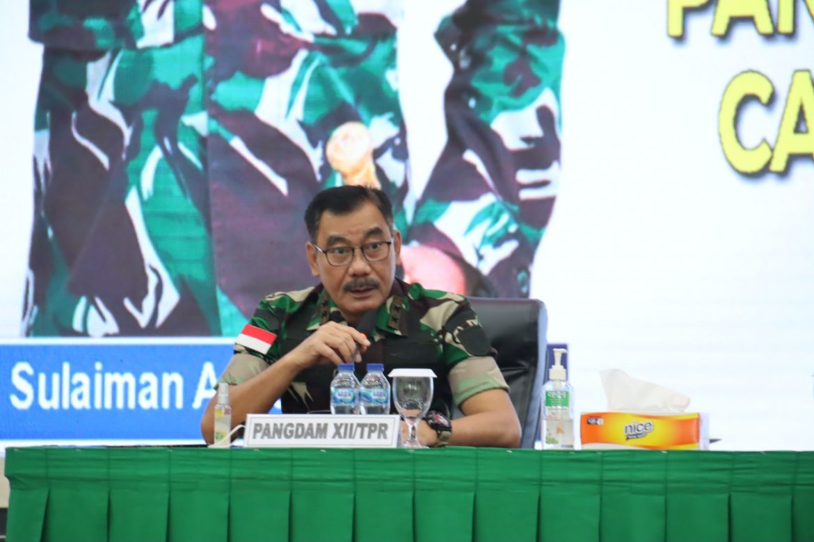 Beri Arahan Panitia Penerimaan Cata PK TNI AD Gel. I TA 2022, Ini Penekanan Pangdam XII/Tpr