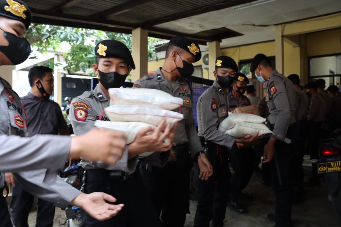 Peduli Bencana Polisi Himpun Sumbangan