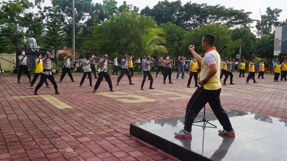 Tingkatkan Kemampuan, Polres Lebak Polda Banten Gelar Latihan Beladiri Polri
